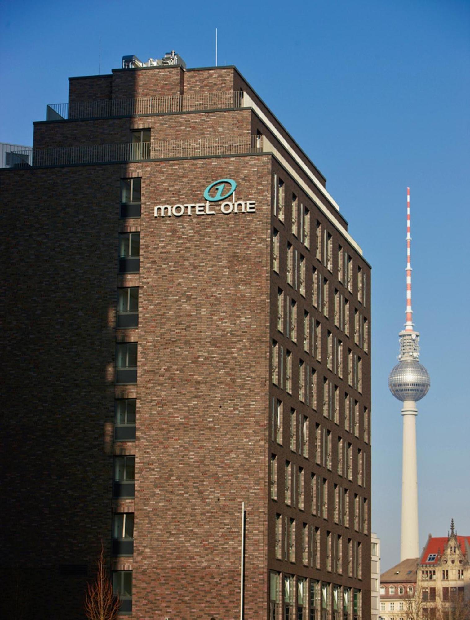 Motel One Berlin-Spittelmarkt Exterior photo