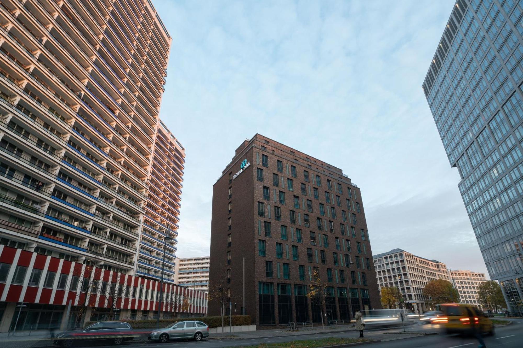 Motel One Berlin-Spittelmarkt Exterior photo