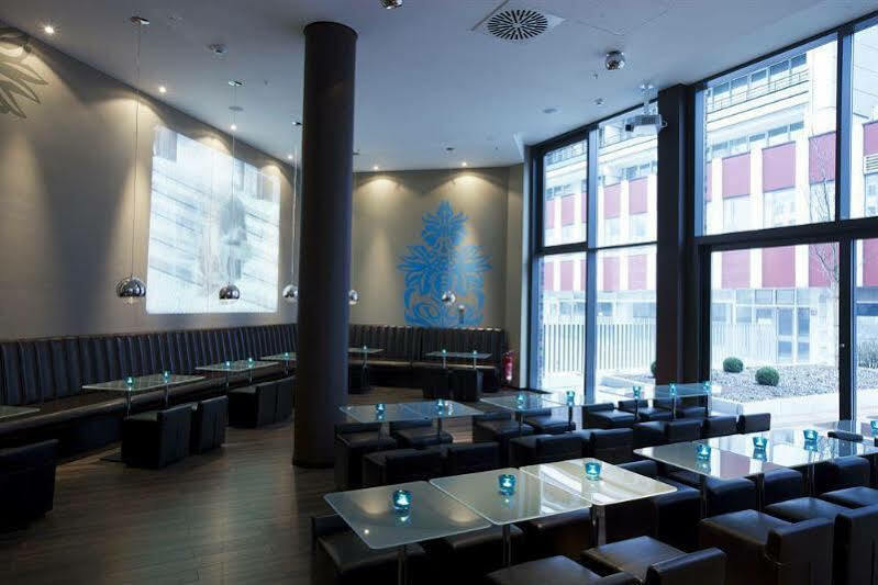 Motel One Berlin-Spittelmarkt Exterior photo
